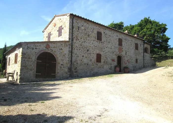 Belvilla By Oyo Pratini * Castelnuovo di Val di Cecina
